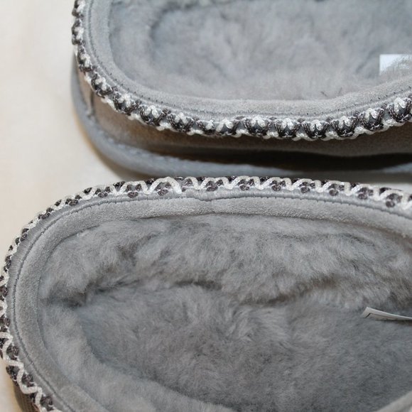 NIB UGG MEN'S TASMAN LOGO SUEDE SHEARLING SLIP‎ ON SLIPPERS GRAY - Picture 5 of 8